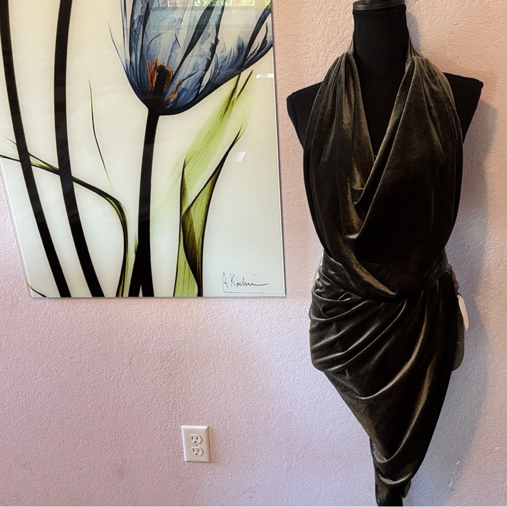 New women’s olive green drape dress size medium